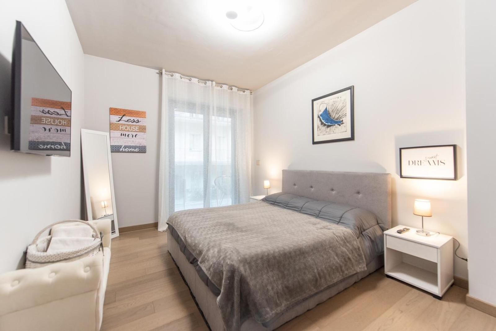Elegante Bilocale-Centro Torino-Free Wifi Apartment Bagian luar foto