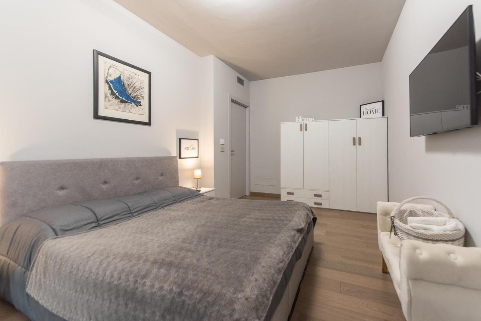 Elegante Bilocale-Centro Torino-Free Wifi Apartment Bagian luar foto